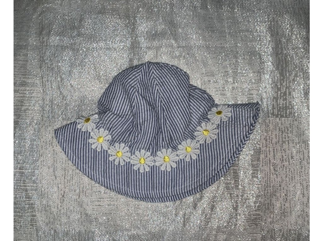 Klobouk Primark vel.56