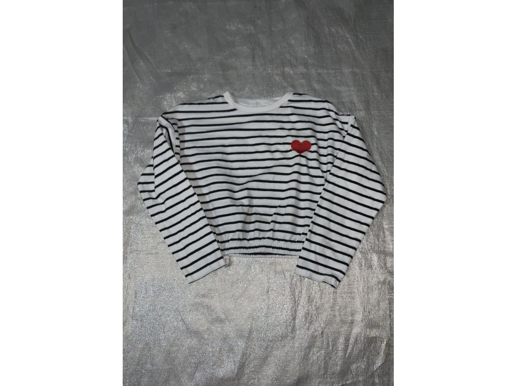 Kratší tričko Matalan vel.140
