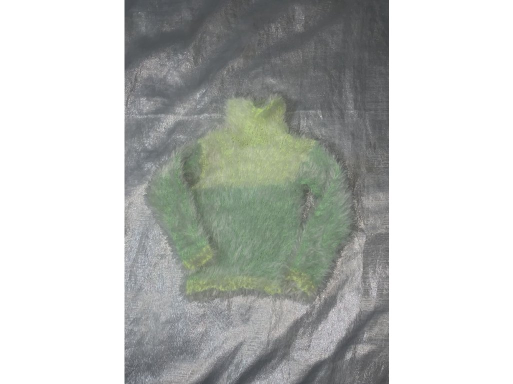 Chlupatý svetr vel. 104