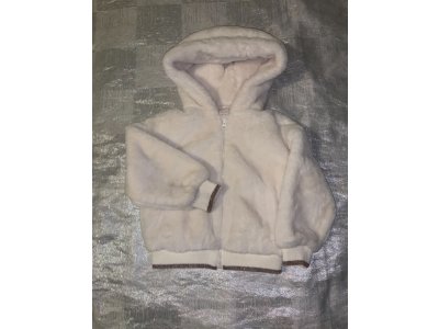 Chlupatá bunda Primark vel. 110