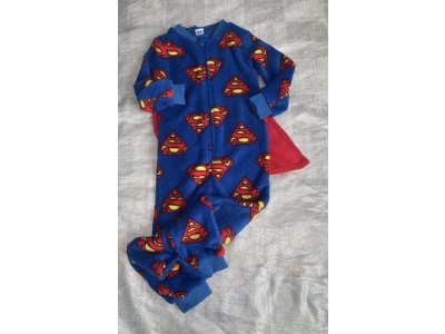 Chlupatý overal Superman vel. 116