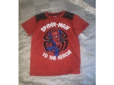 Sportovní tričko Marvel vel. 122